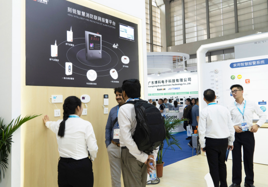 展会举行时-现场直击-2023安博会第三天，，，，333体育继续精彩